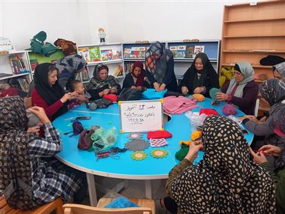 کلاس آموزش بافتنی برای بانوان