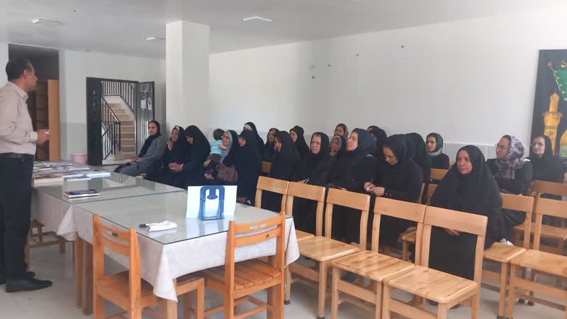 جلسه مشاوره در مورد خانواده و فرزند پروری